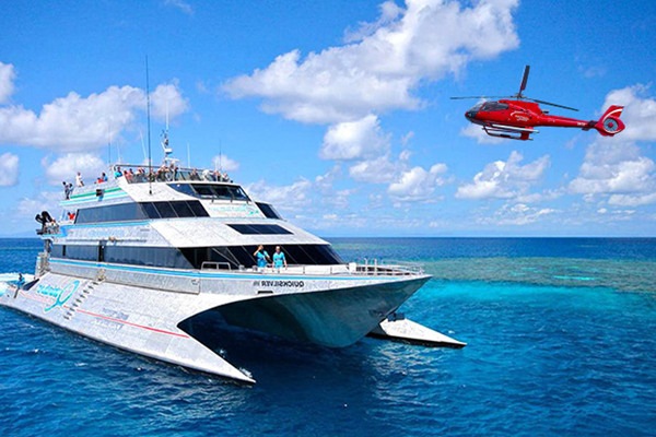 [4600] 凯恩斯银梭号阿金考特大堡礁一日游(游船+直升机+中文船员+海鲜自助午餐)